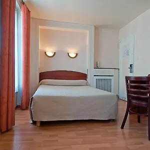 Saint Quentin ** Париж